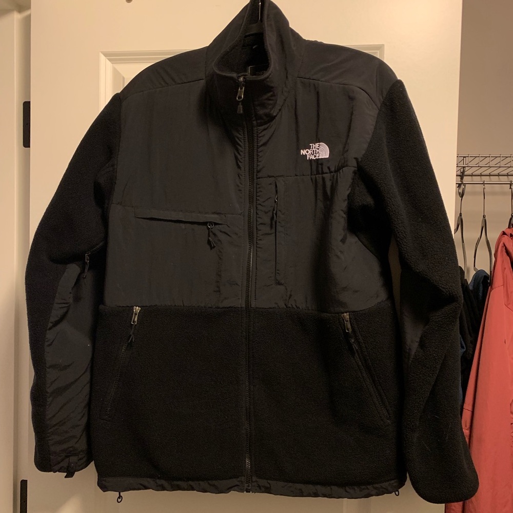 Men’s North Face zip up